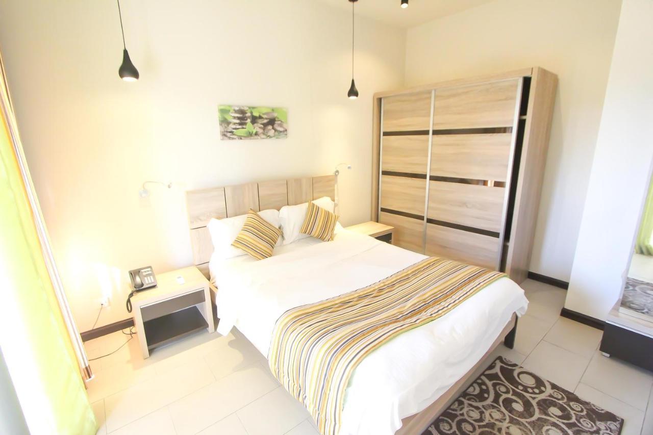 Nitzana Residences & Restaurant Pereybere Beach Luaran gambar
