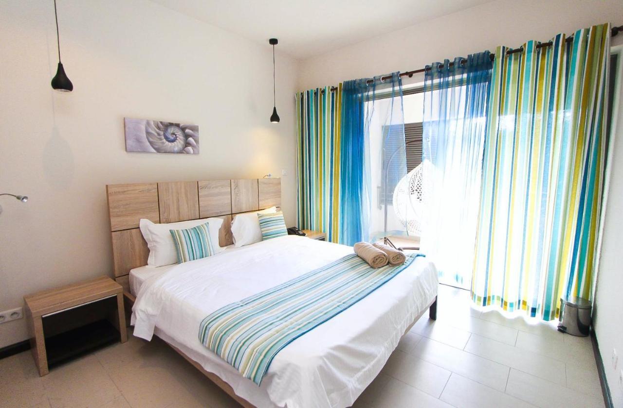 Nitzana Residences & Restaurant Pereybere Beach Luaran gambar