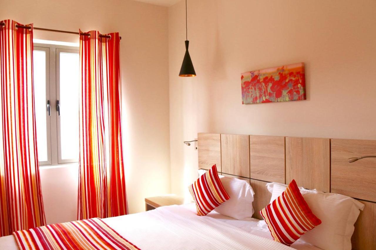 Nitzana Residences & Restaurant Pereybere Beach Luaran gambar