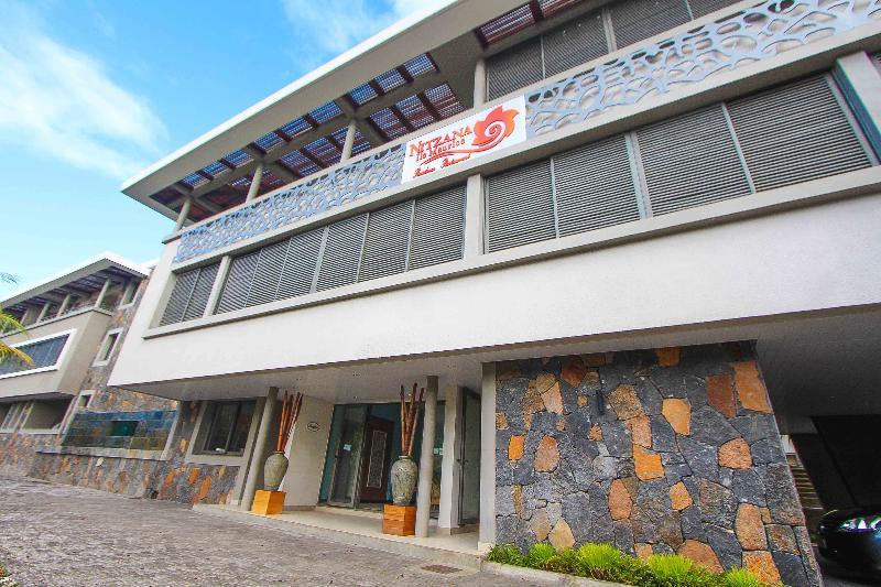 Nitzana Residences & Restaurant Pereybere Beach Luaran gambar