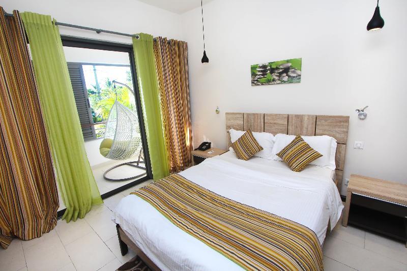 Nitzana Residences & Restaurant Pereybere Beach Luaran gambar